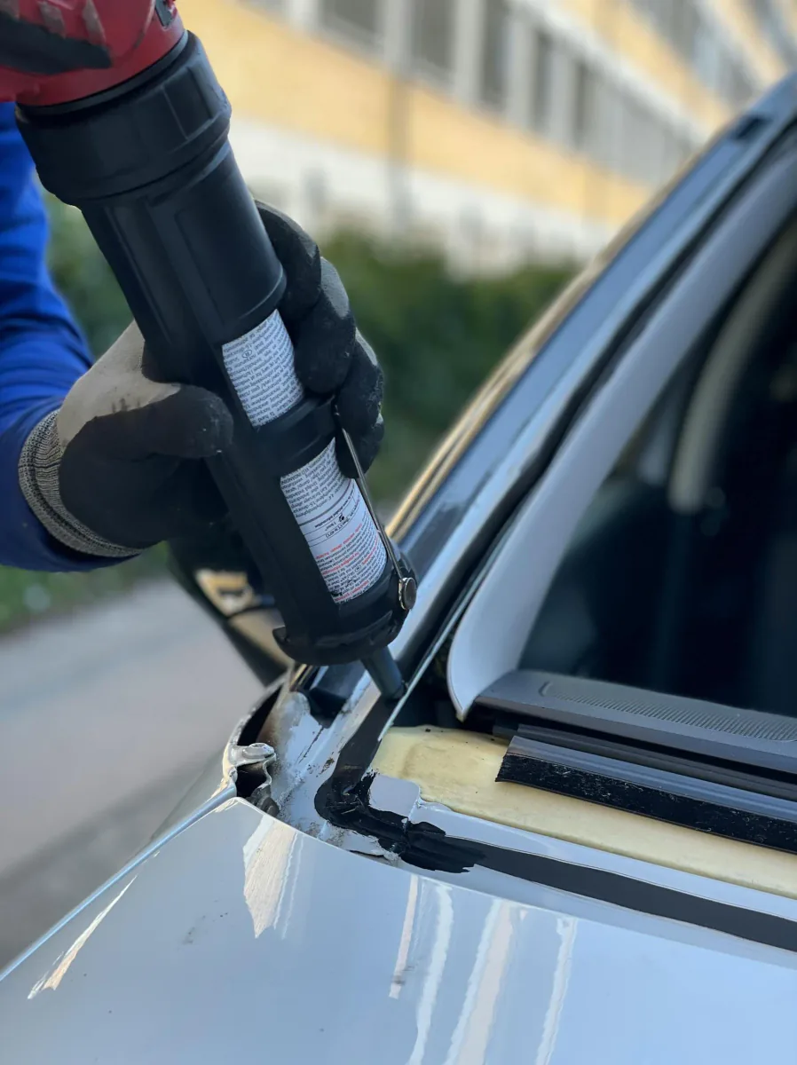 Polyurethane Adhesive‌